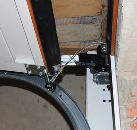 card-image card-image